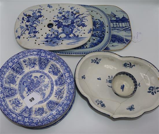 Three blue and white drainers, a pair of Worcester dishes and 7 other items (faults)